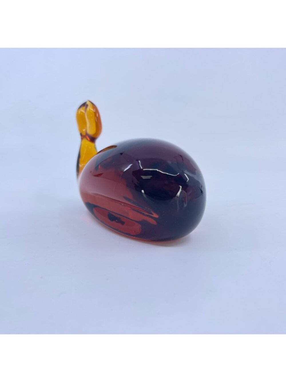 vintage pilgrim glass whale amber hand sculpted nautical coastal decor - Picture 4 of 10